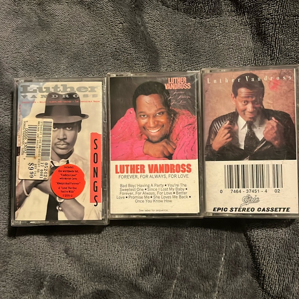 3 Luther vandross cassettes
